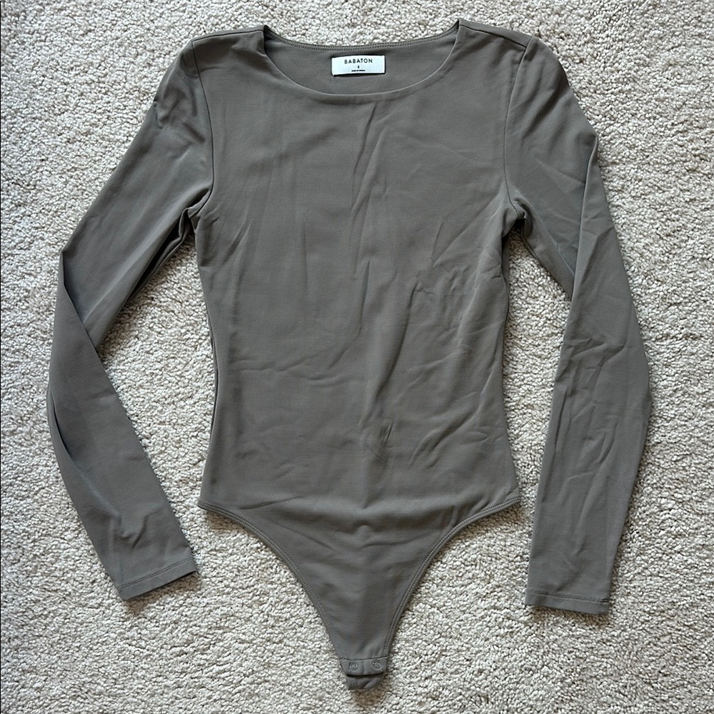 Aritzia Babaton Long Sleeve Bodysuit in Mauve Gray